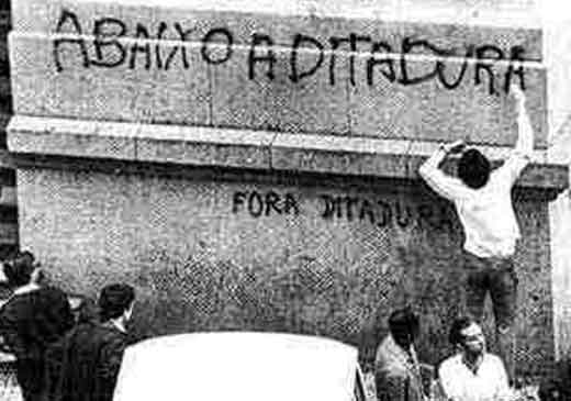 Ditadura-Abaixo-a-ditadura